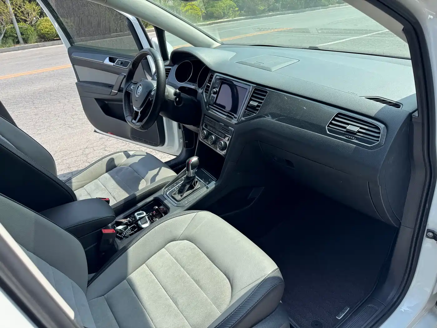 Volkswagen Golf Sportsvan 2019 280TSI Auto Watchman China VI фото 14