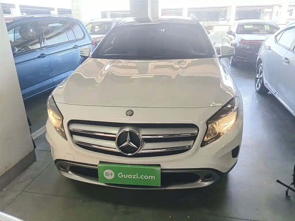 Mercedes-Benz GLA 2016 GLA 200 Dynamic фото 3