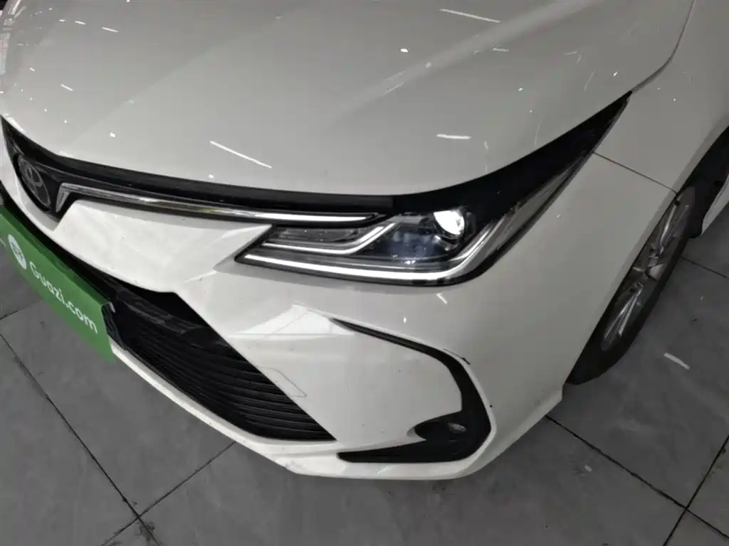 Toyota Corolla 2021 TNGA 1.5L CVT Elite Edition фото 18
