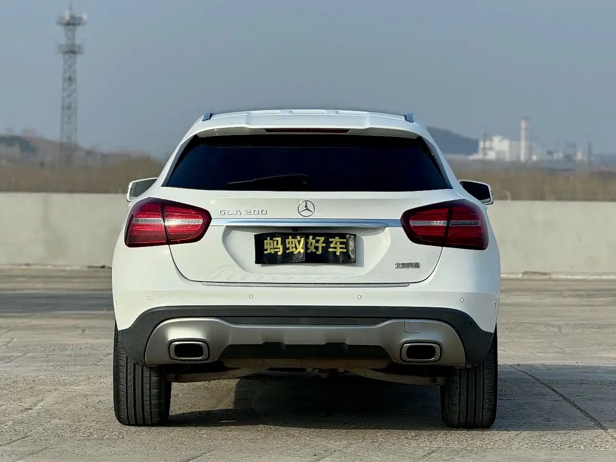 Mercedes-Benz GLA 2018 GLA 200 Fashion фото 7