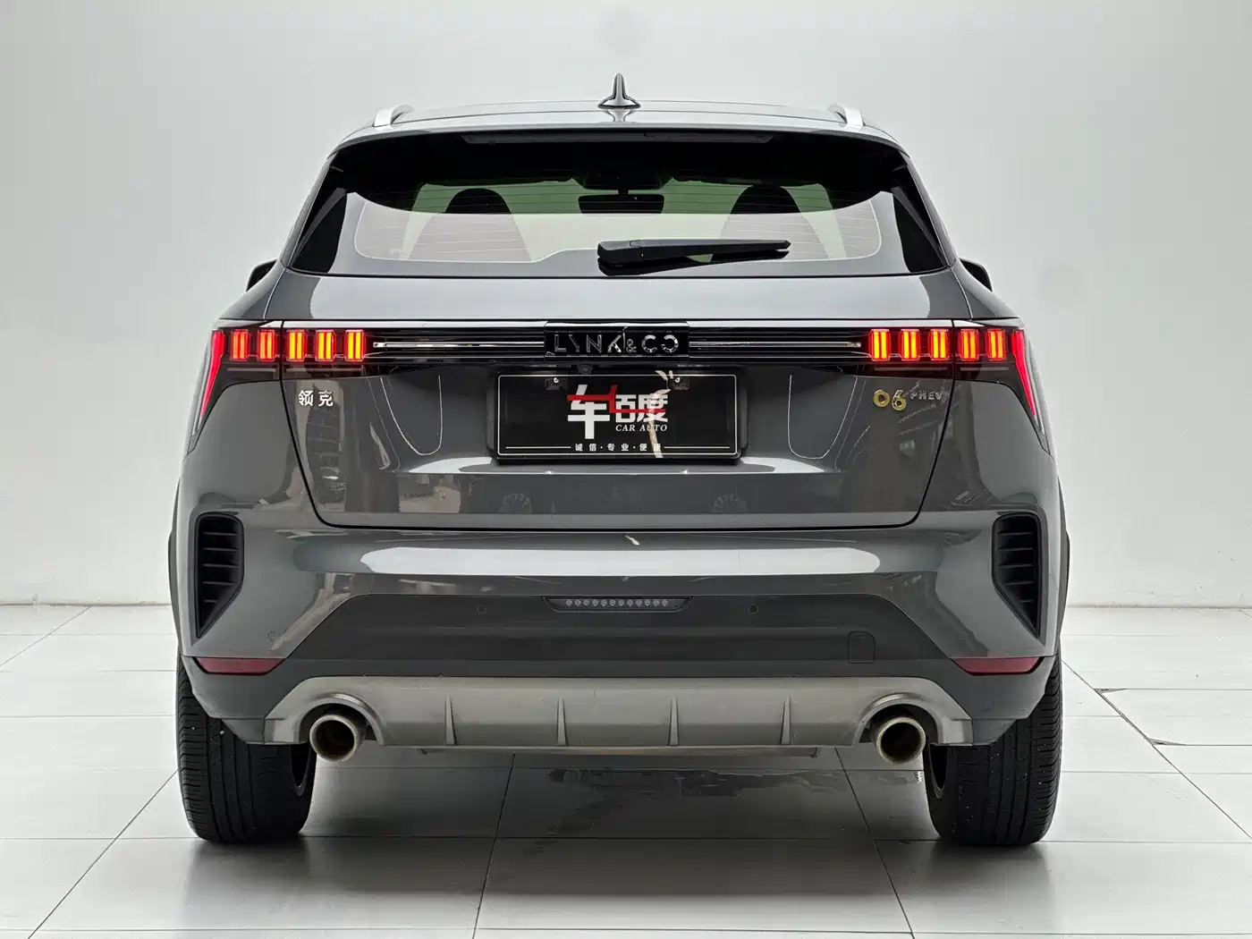 Lynk & Co 06 EM-P 2022 PHEV 84KM Range Pro фото 5