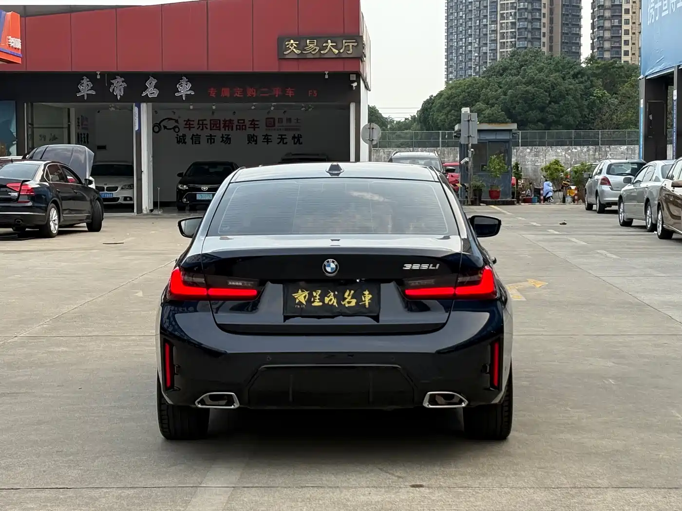 BMW 3 Series 2025 325Li M Sport Package фото 19