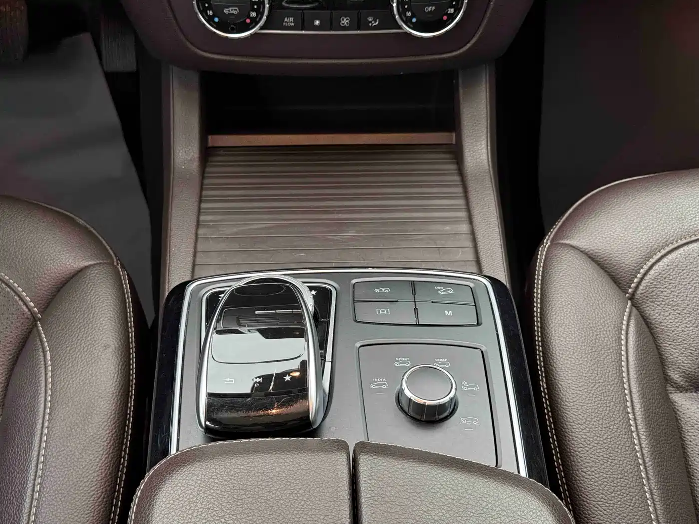 Mercedes-Benz GLS 2018 GLS 320 4MATIC фото 8