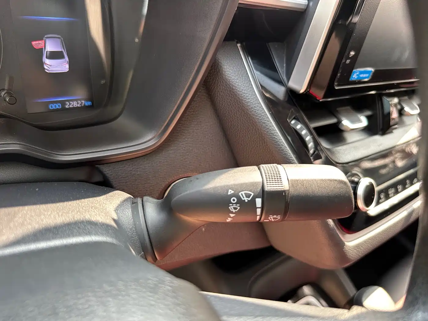 Toyota Corolla 2021 1.2T S-CVT Elite PLUS Edition фото 23