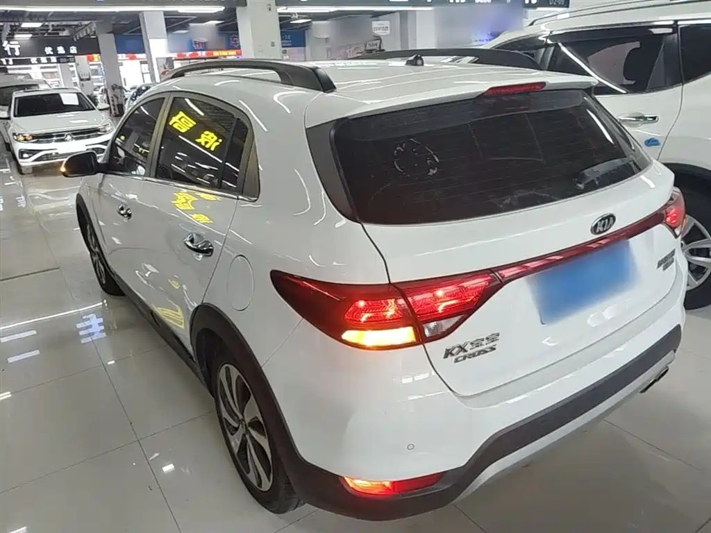 Kia KX CROSS 2019 1.6L Automatic Smart Sunroof Edition China VI фото 5