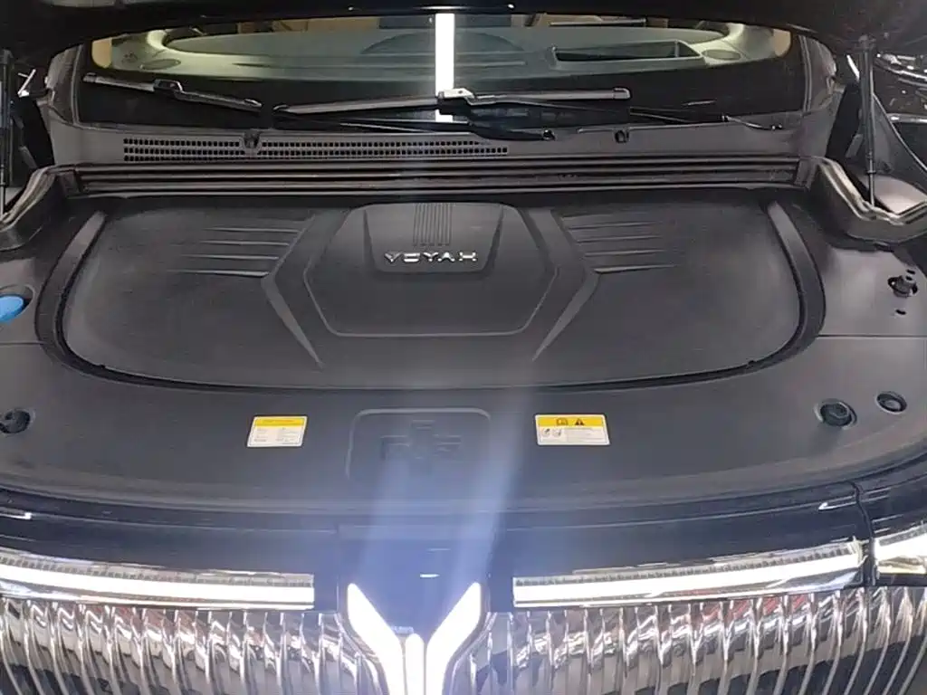 Voyah Auto Voyah Dreamer 2025 Model PHEV 4WD Premium QianKun Edition фото 20