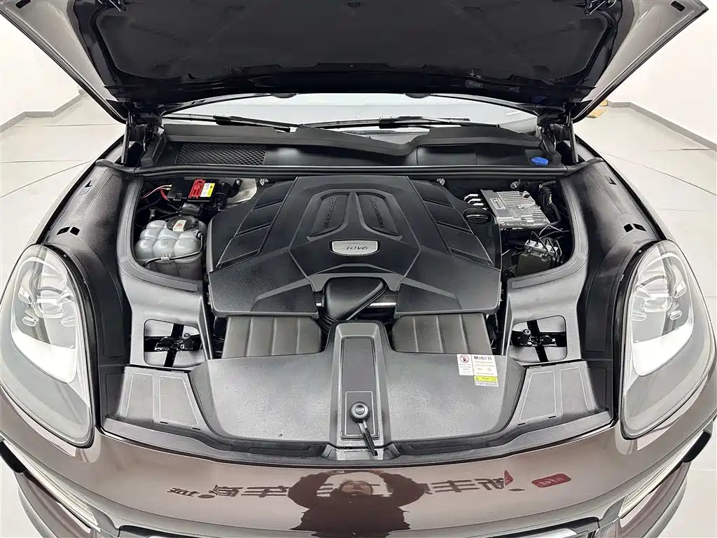 Porsche Cayenne 2019 Cayenne 3.0T фото 28