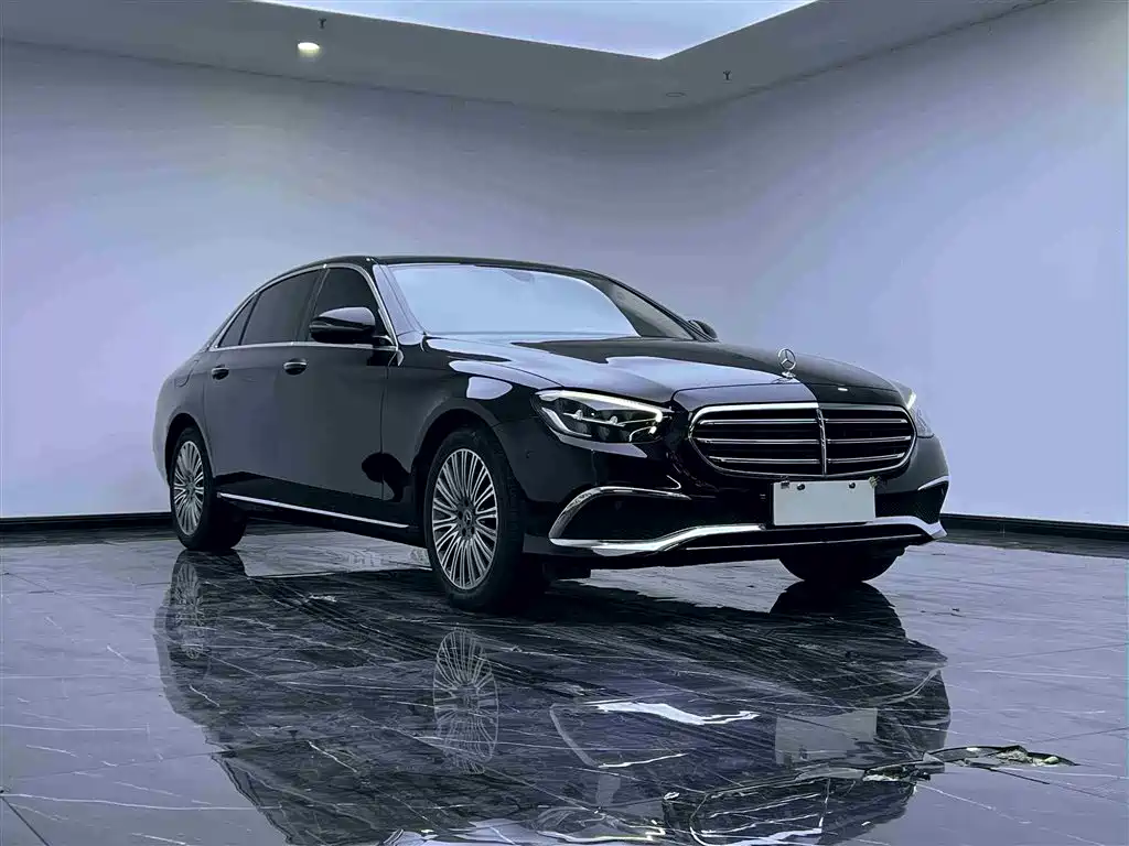  E CLASS