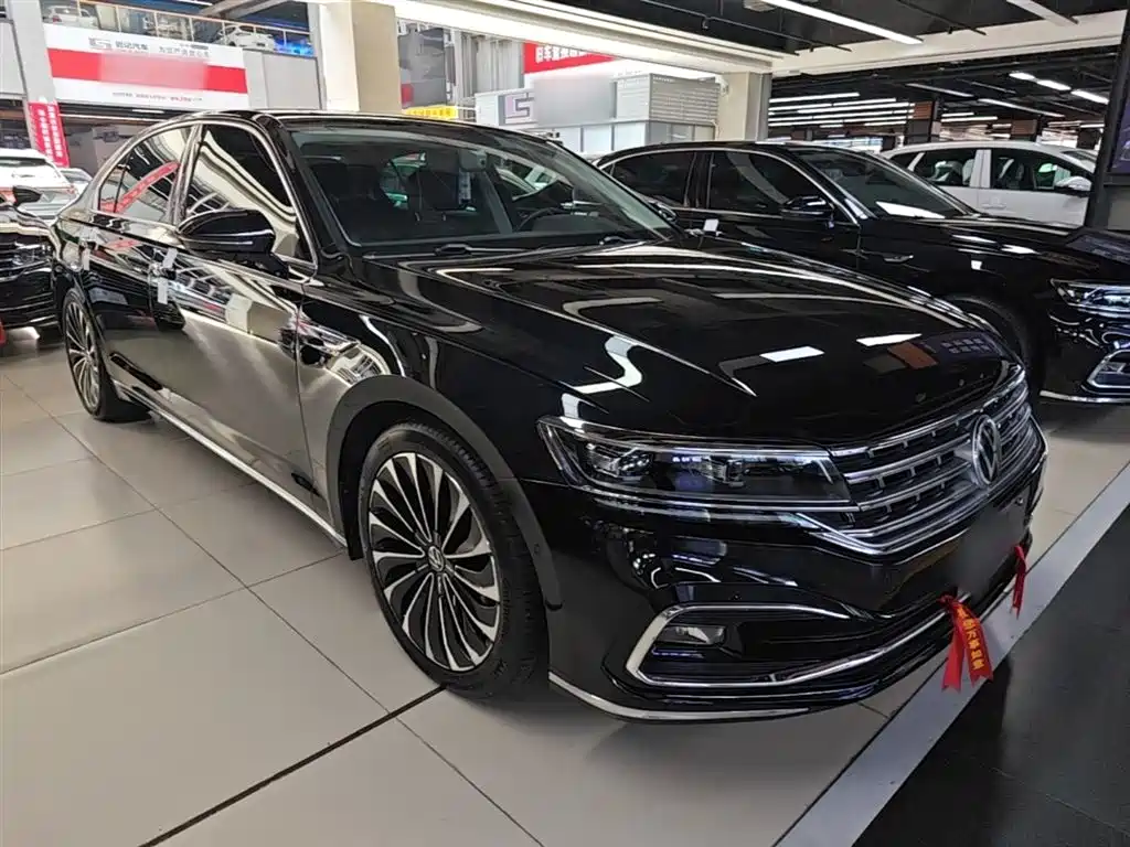 Volkswagen Phideon 2021 380TSI Premium Edition фото 4