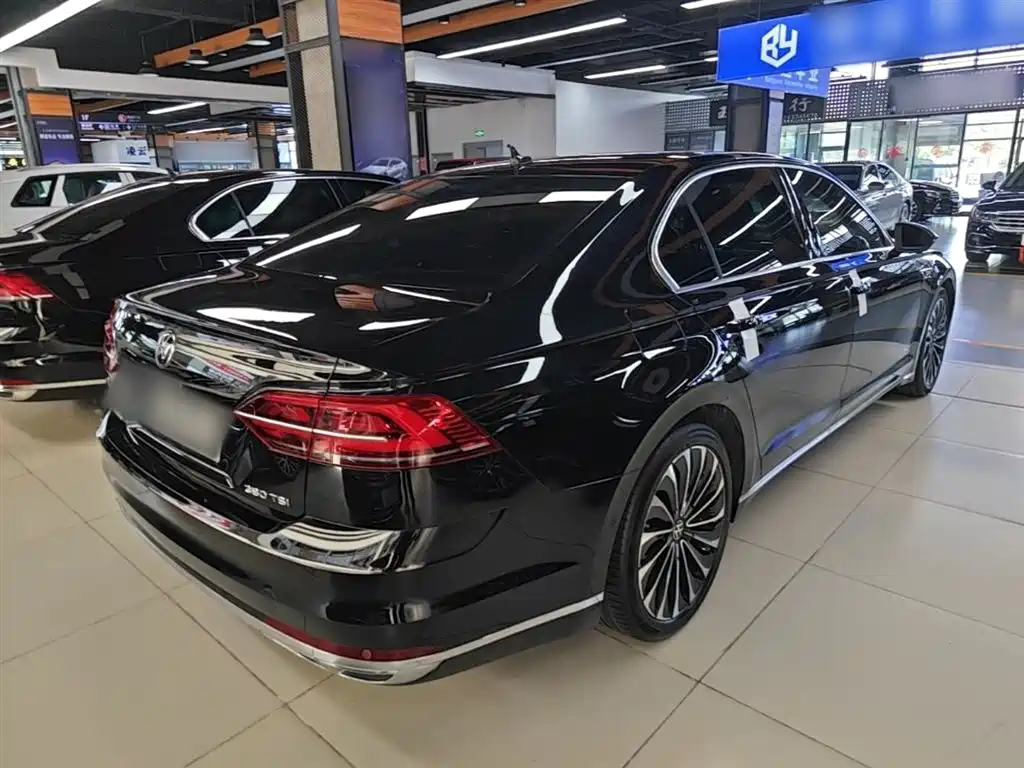 Volkswagen Phideon 2021 380TSI Premium Edition фото 7