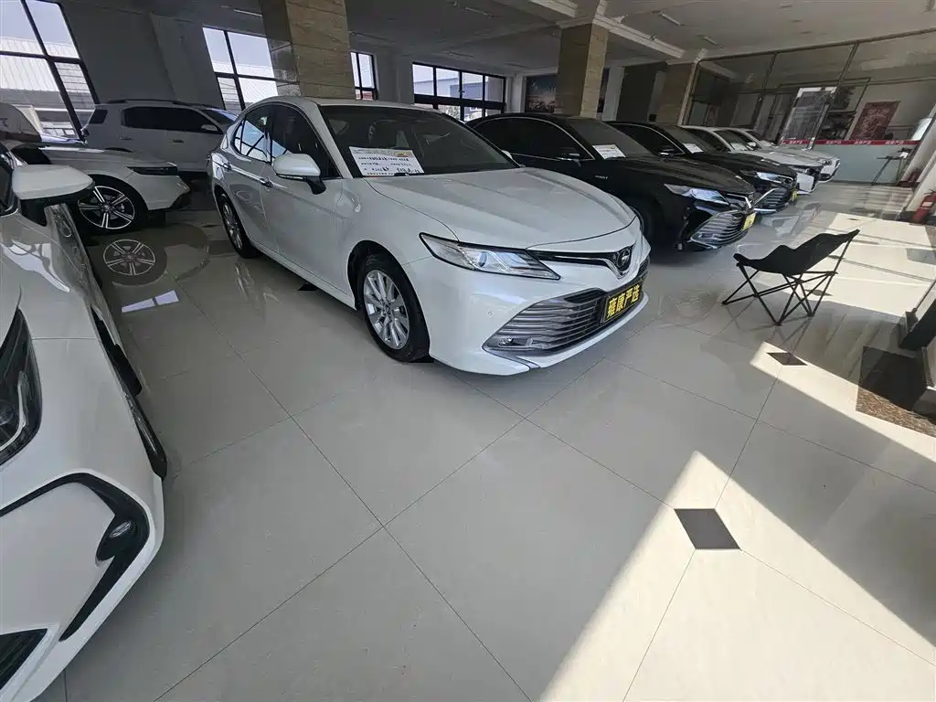 Toyota Camry 2019 2.0G Luxury (China V) фото 3