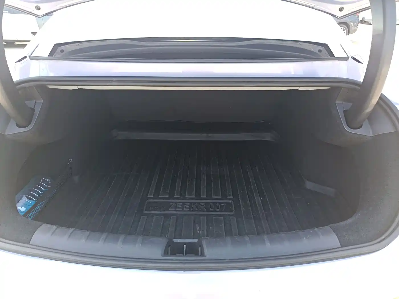 ZEEKR EXTREME KRYPTON 007