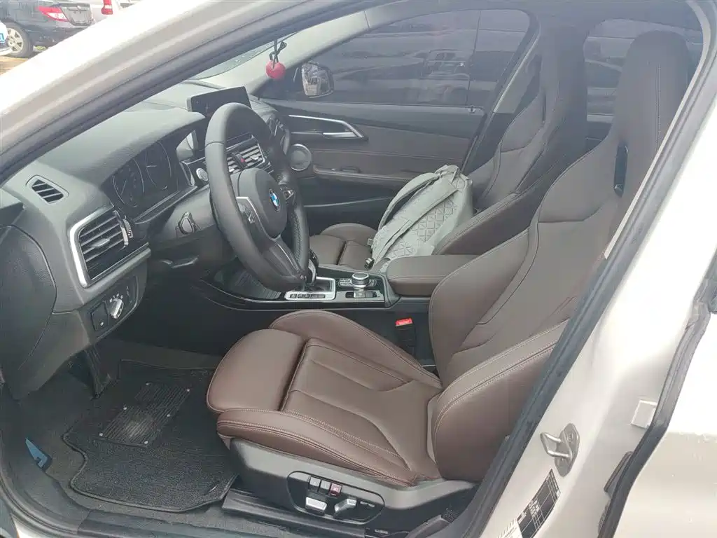 BMW 1 Series 2021 Facelift 125i M Sport Shadow Edition фото 11