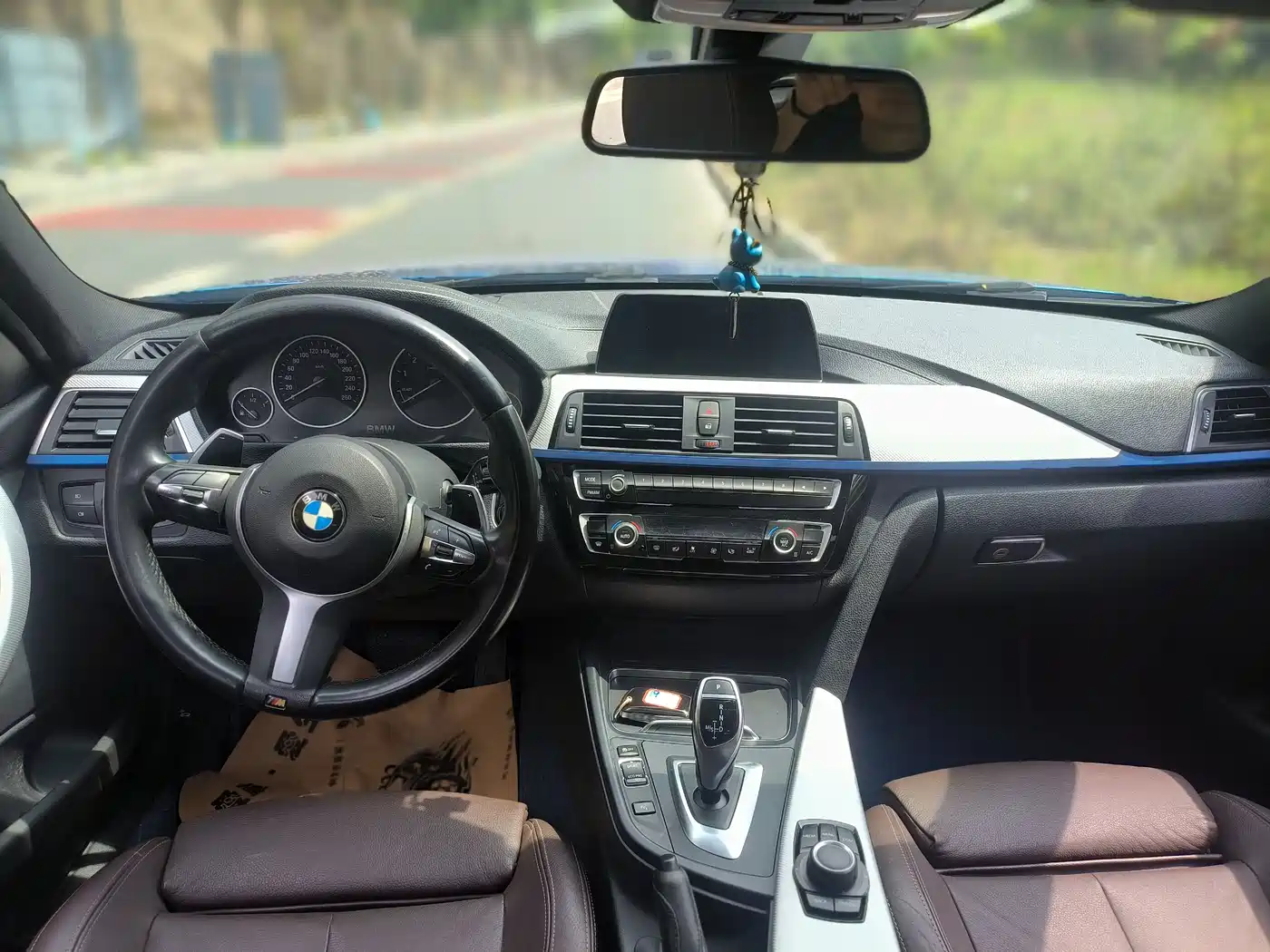 BMW 3 Series 2019 320i M Sport Package фото 6