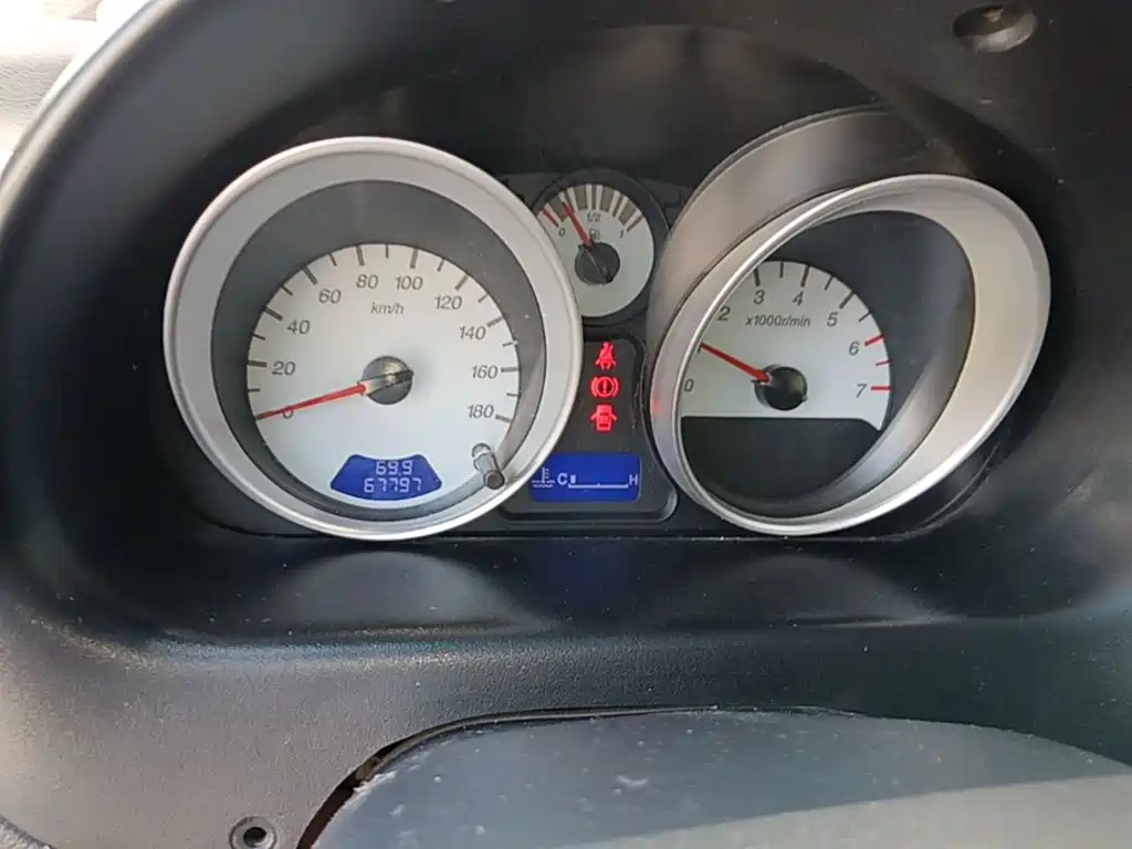 Baojun Lechi 2015 2012 Facelift 1.2L Manual Sport Vitality
