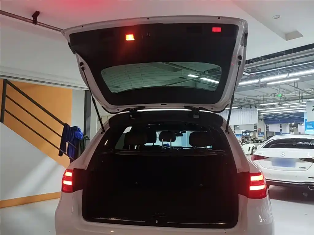 Mercedes-Benz GLC 2019 Model GLC 200 L 4MATIC фото 19