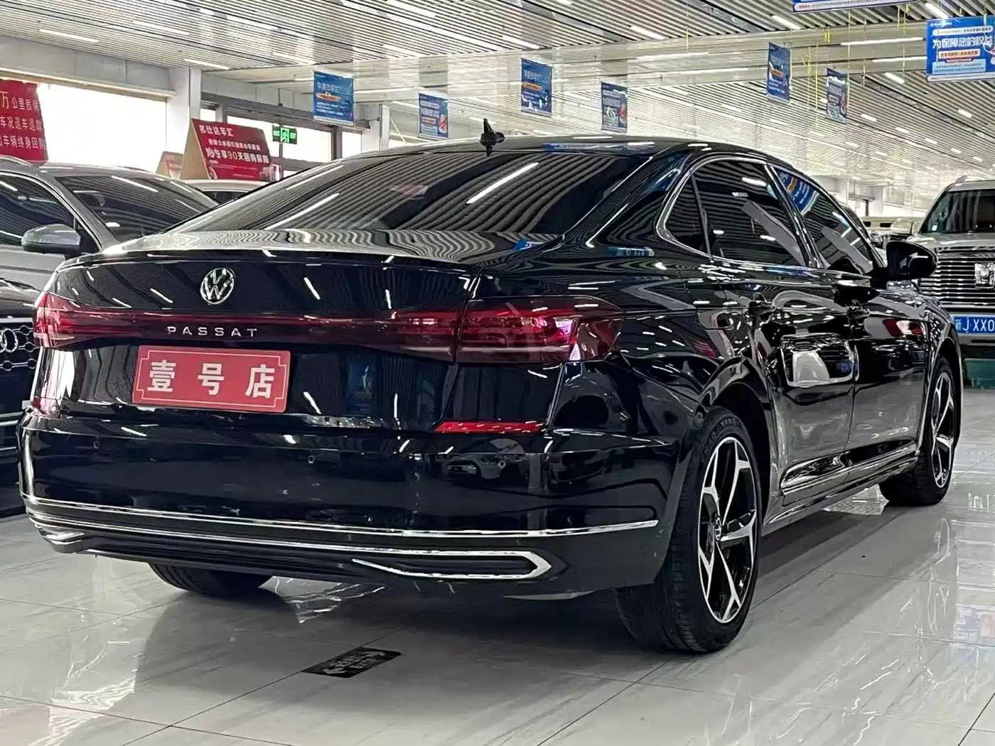 Volkswagen Passat 2024 Model 380TSI Starlight Elite фото 4