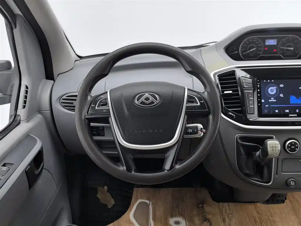 SAIC Maxus Xintu V80 2018 2.5T 6-speed manual Aoyuntong modified short wheelbase ultra-low roof 5-6-seater фото 11