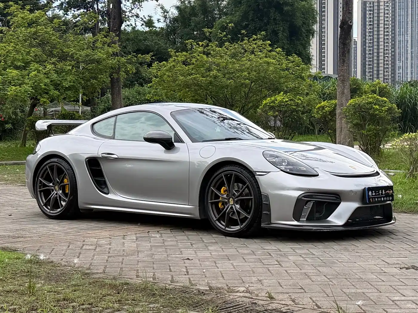 Porsche 718 2019 Cayman T 2.0T фото 3