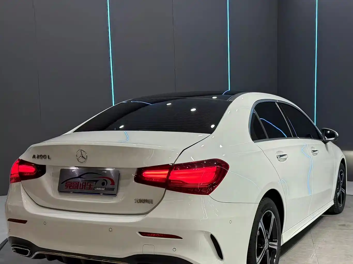 Mercedes-Benz A-Class 2025 2025 A 200 L Fashion Edition