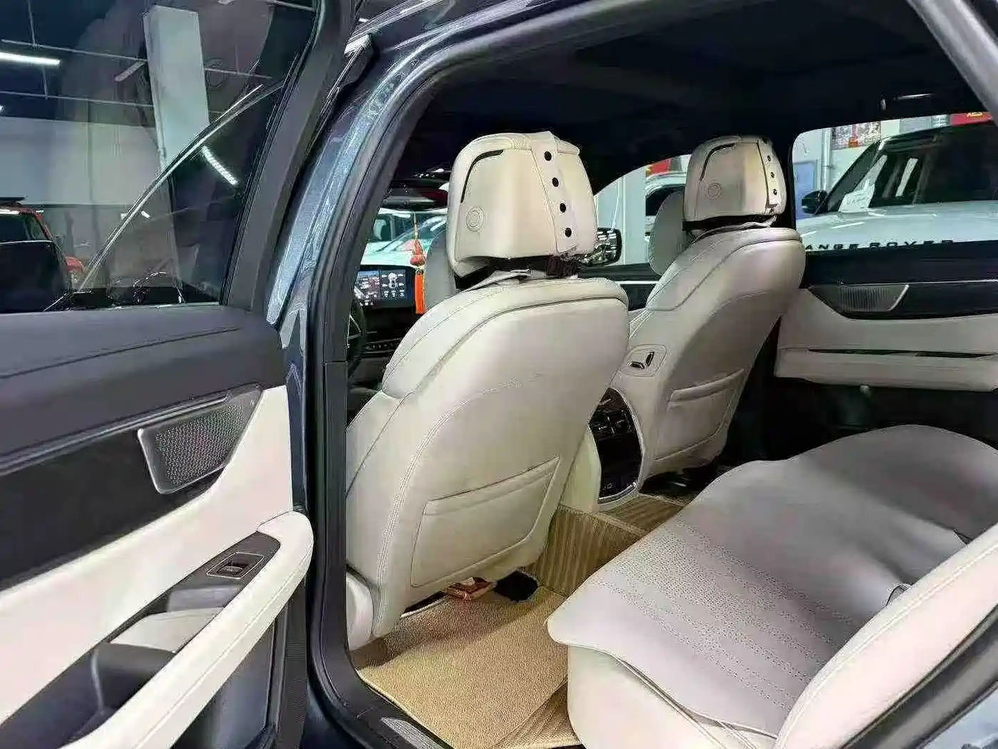 Cadillac CT6 2023 28T Luxury Edition фото 8