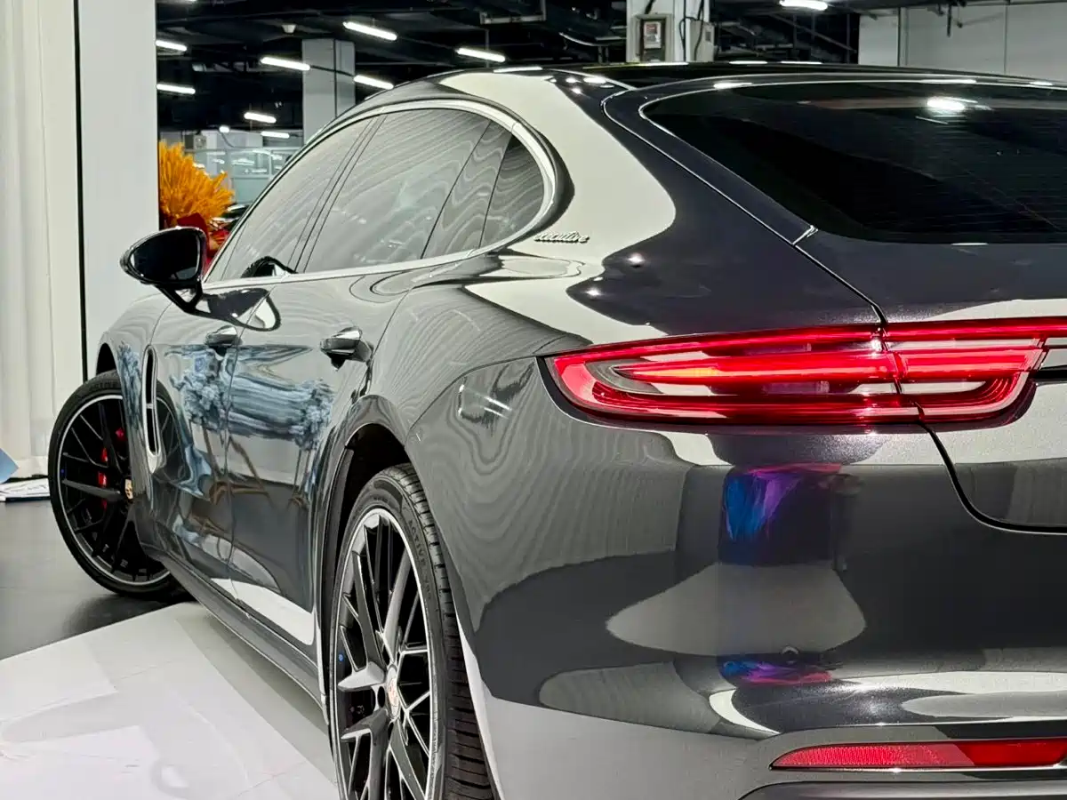 Porsche Panamera 2019 Panamera 4 Executive Long Wheelbase 2.9T фото 12