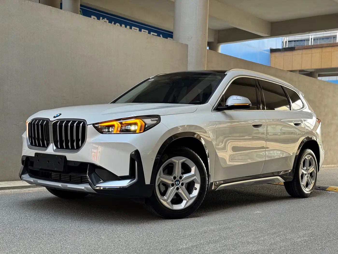 BMW X1 2023 sDrive20Li X Design Package