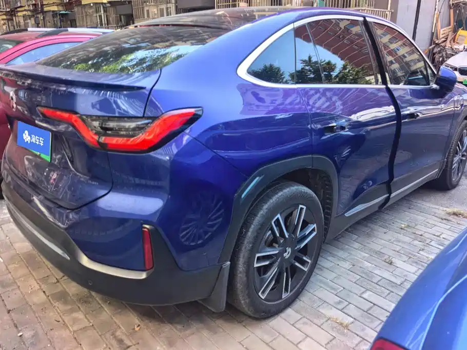 Фото 3 - NIO EC6