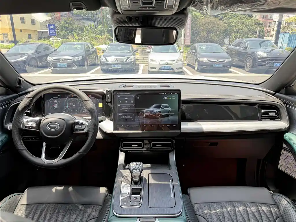 GAC Trumpchi Trumpchi GS8 2022 Pilot Series 2.0TGDI 2WD Luxury Smart Connect Edition (7-Seater) фото 6