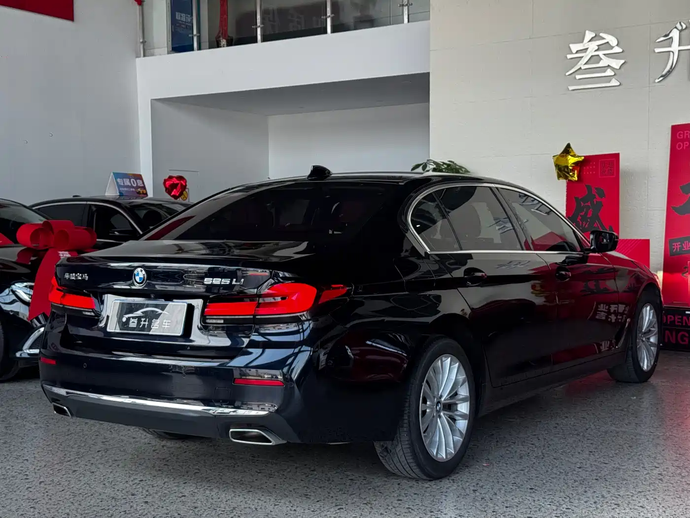 BMW 5 Series 2022 525Li Luxury Package фото 9
