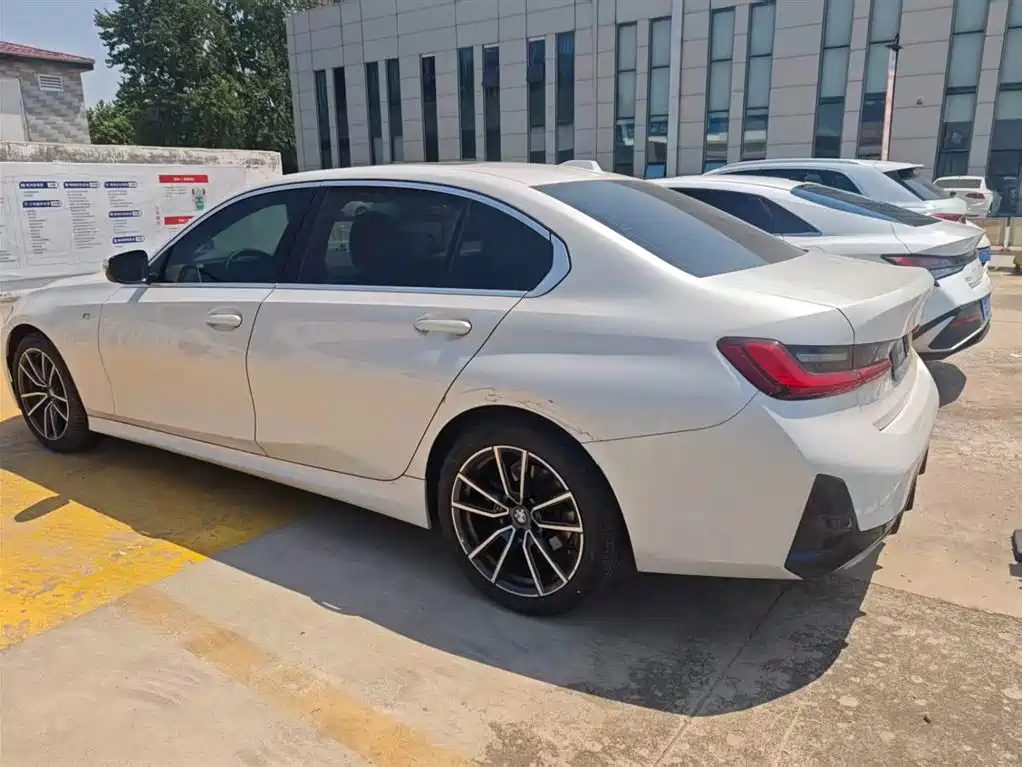 BMW 3 Series 2023 320Li M Sport Package фото 10