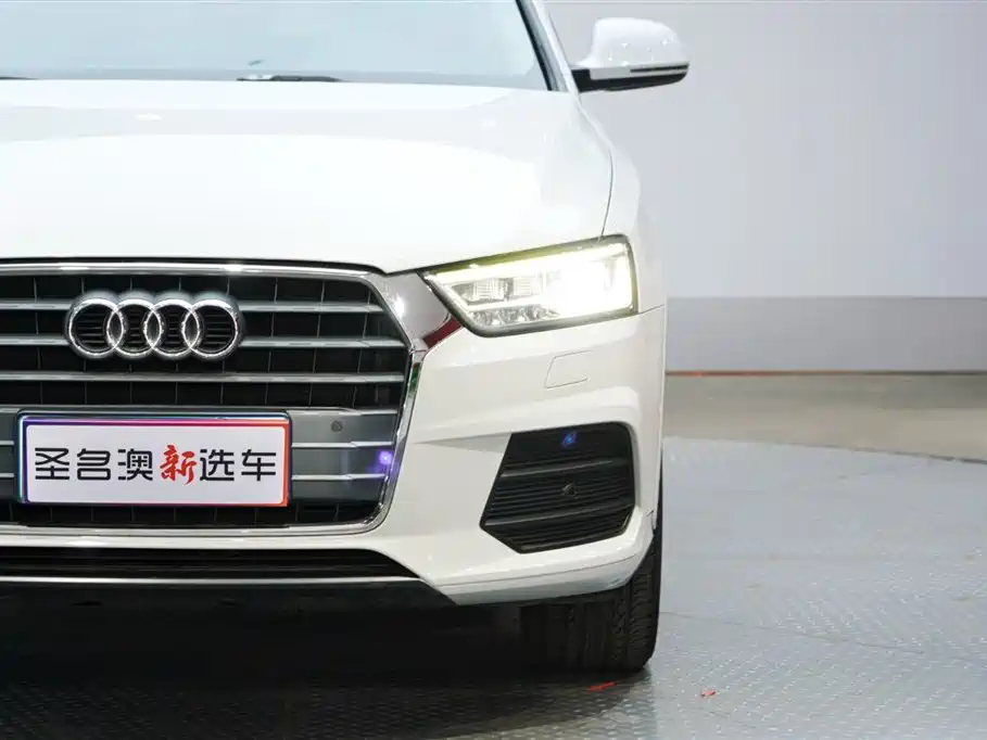 Audi Q3 2017 30 TFSI Style фото 3