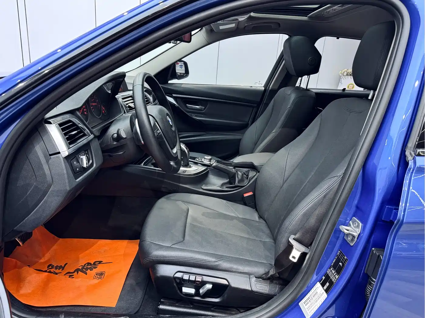 BMW 3 Series 2017 320Li M Sport фото 9