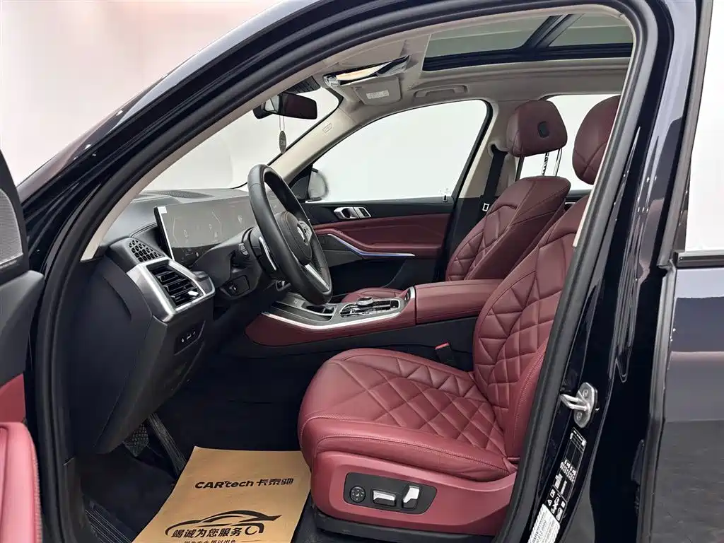 BMW X5 2023 xDrive 30Li Premium M Sport Black Night Package фото 8