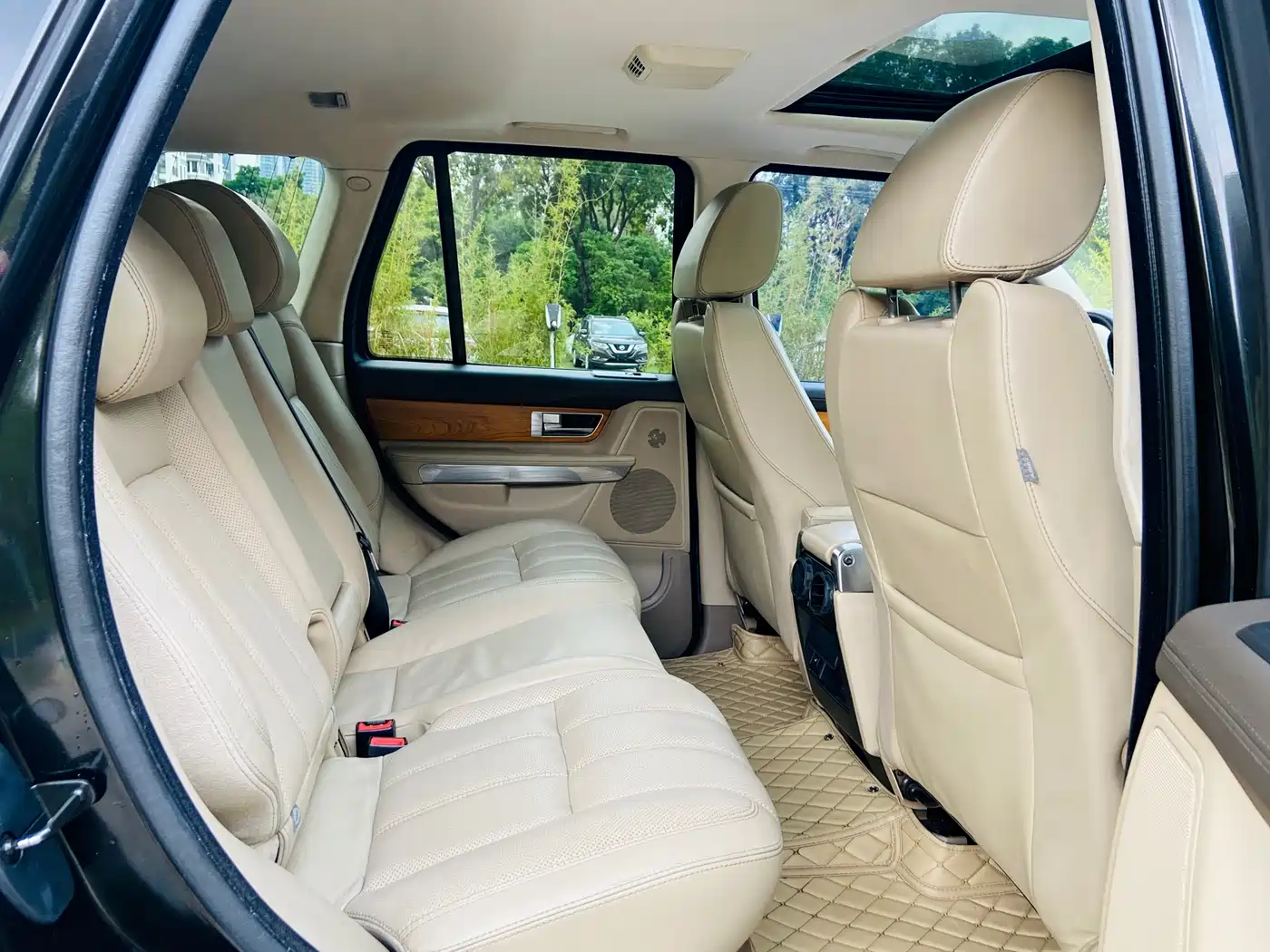 Land Rover Range Rover Sport 2013 3.0 TDV6 Diesel фото 12
