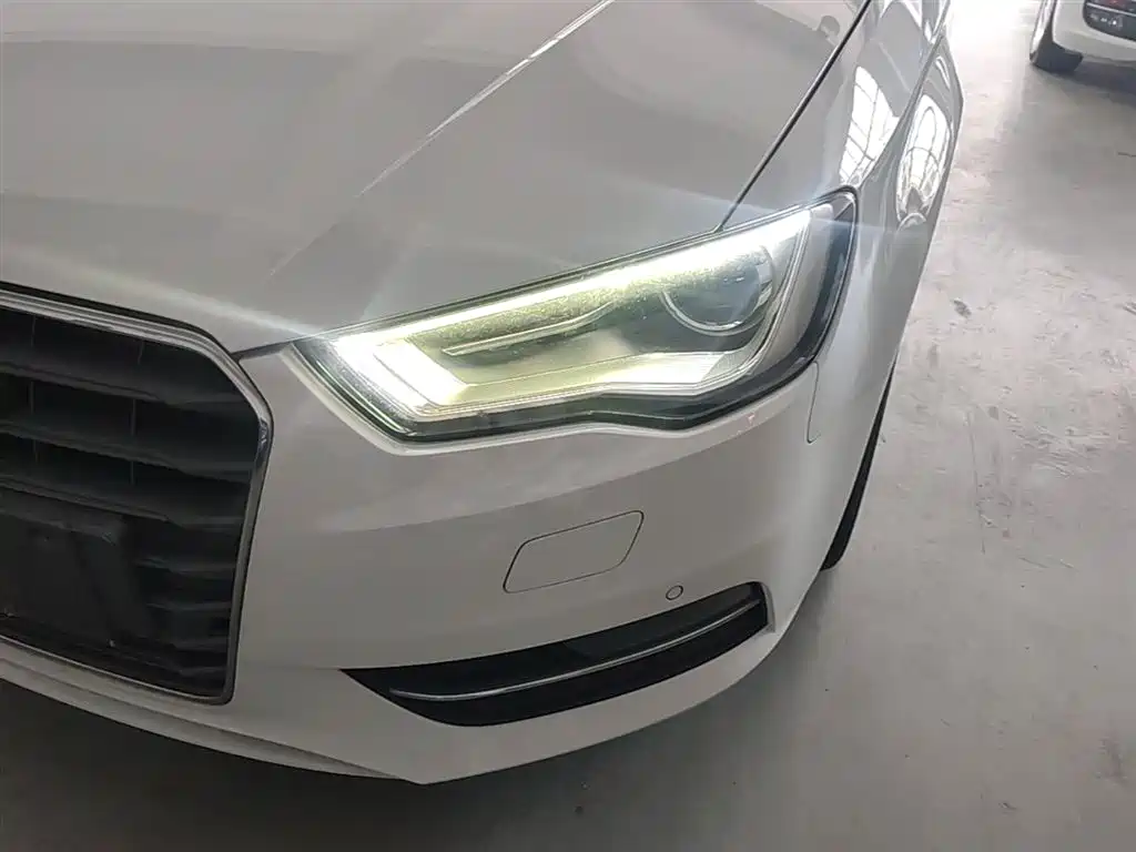 Audi A3 2015 Sportback 35 TFSI Millionth Anniversary Intelligent Leader Type фото 24