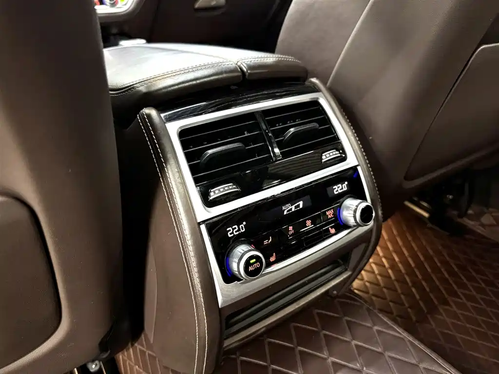 BMW 7 Series 2019 Facelift 730Li M Sport Package фото 20