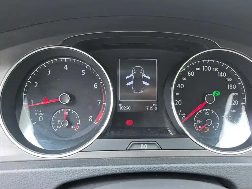 Volkswagen Golf 2016 230TSI Automatic Comfort фото 12