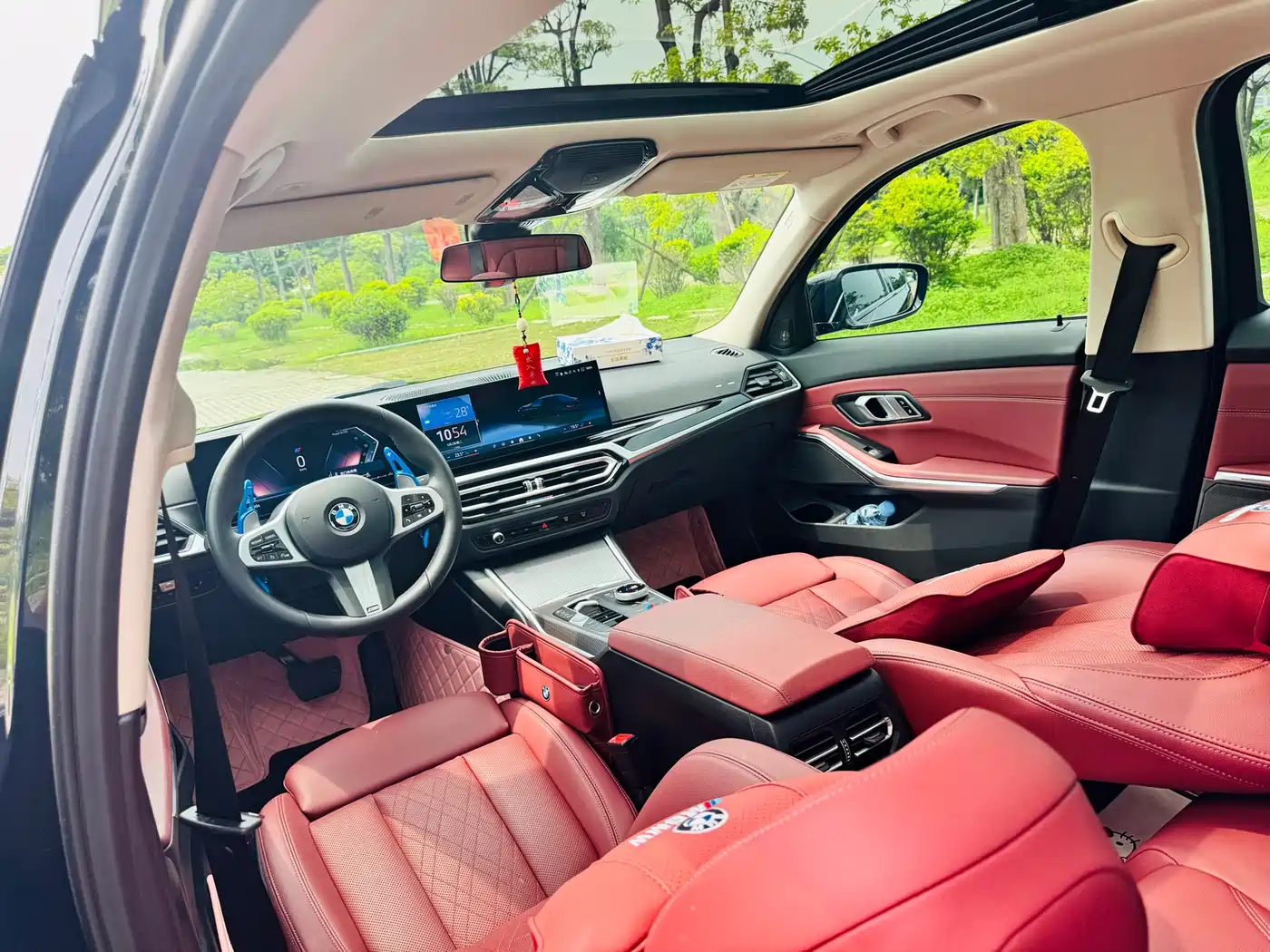 BMW 3 Series 2024 325Li M Sport Shadowline Package фото 8
