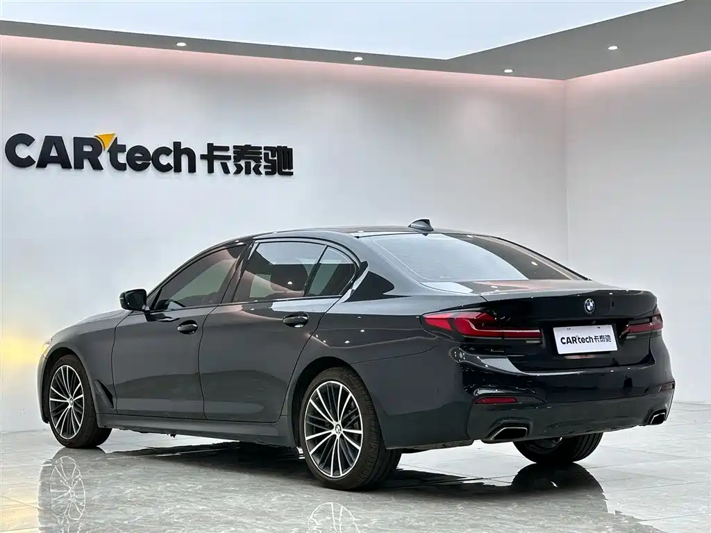 BMW 5 Series 2019 Facelift 530Li Leading M Sport Package фото 3