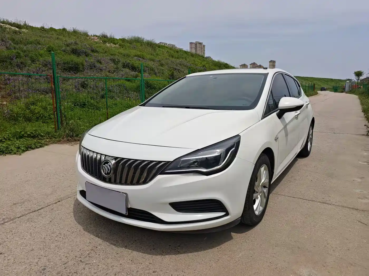 Buick Verano 2016 Hatchback 15S Auto Progressive