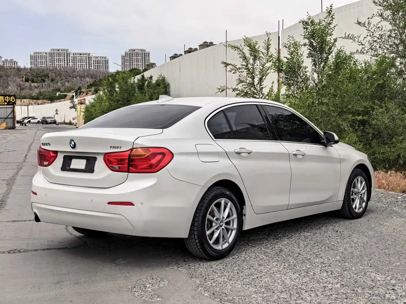 BMW 1 Series 2017 118i Fashion фото 6