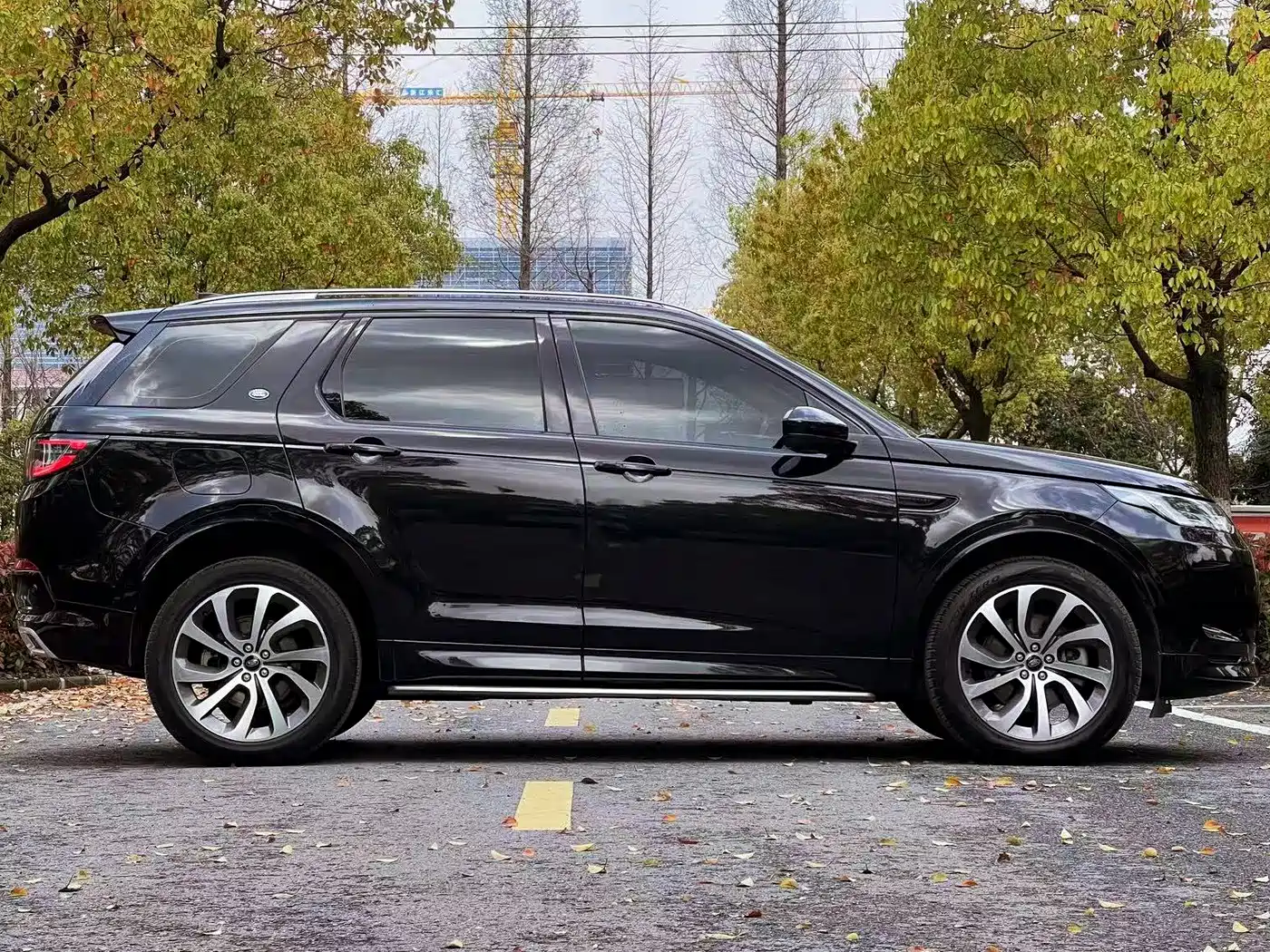 LAND ROVER DISCOVER SPORTS