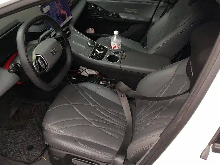 Photo 8 - Geely Galaxy Galaxy L6