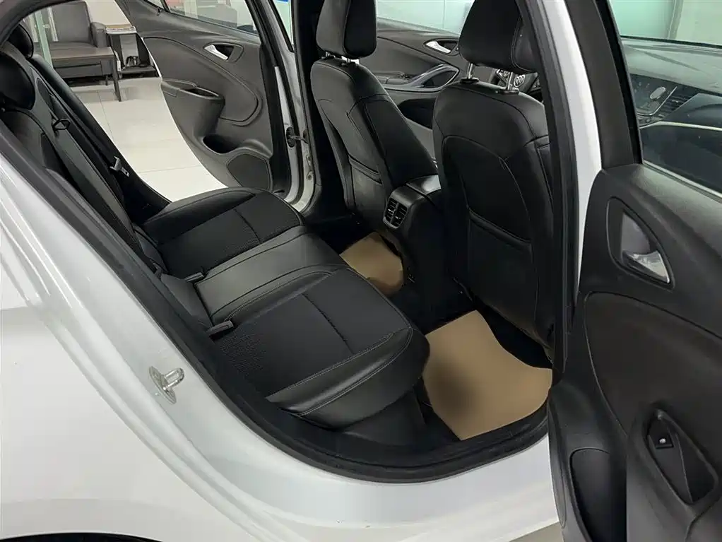 Buick Verano 2016 Hatchback 15S Automatic Leading фото 21