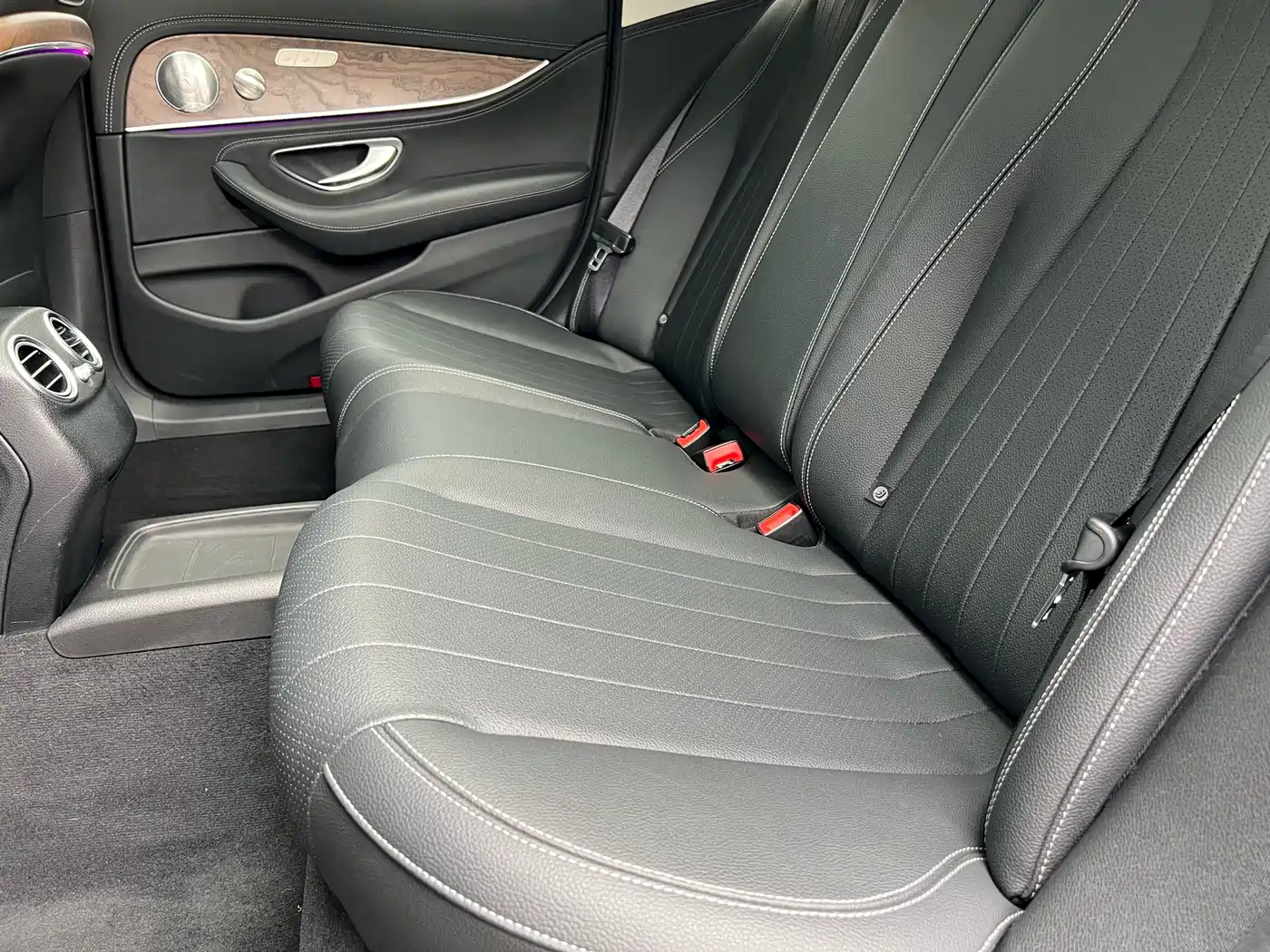 Mercedes-Benz E-Class 2016 E 300 L Fashion Type фото 50