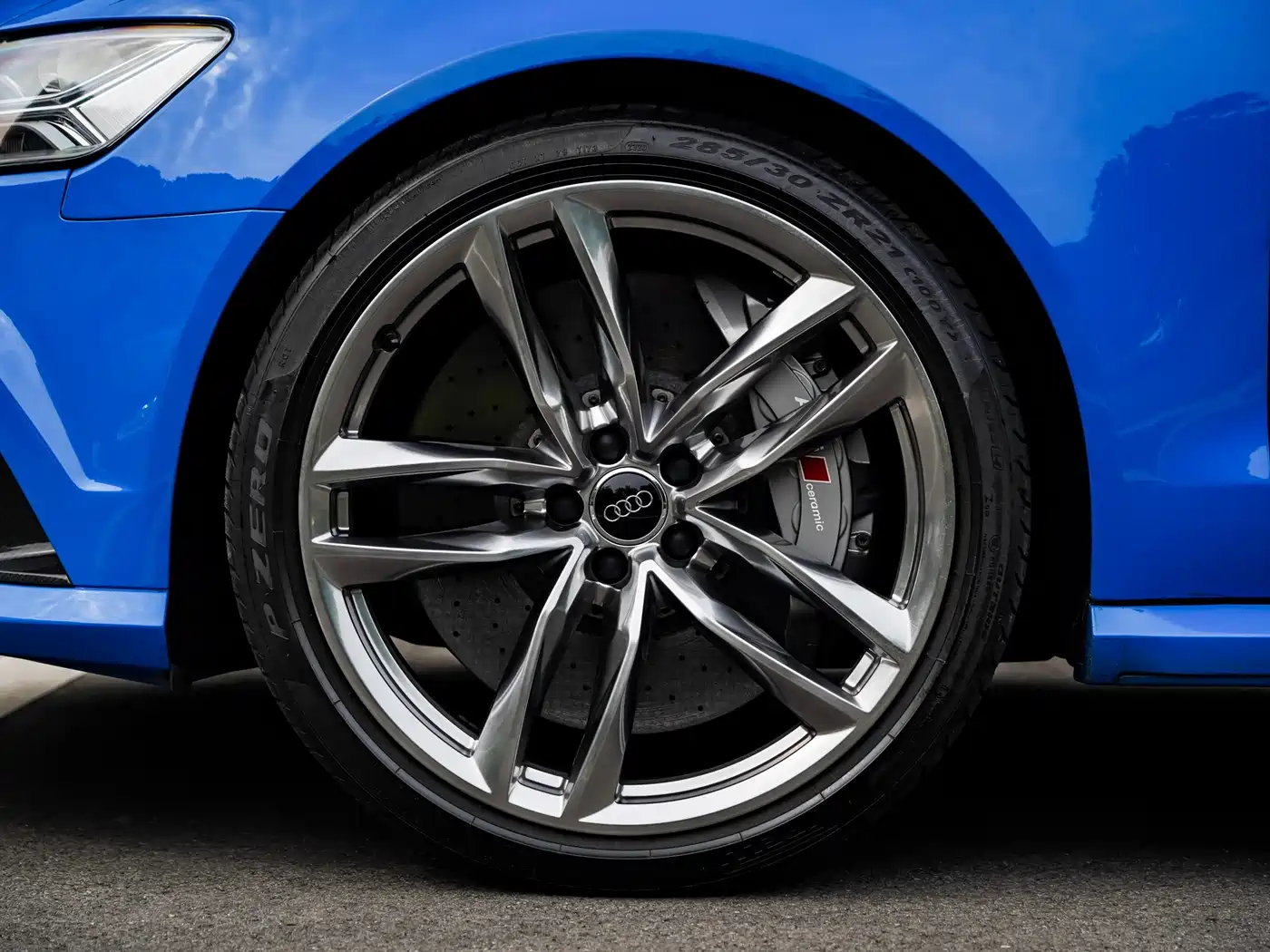 Audi RS 6 2018 RS 6 4.0T Avant Premium Sport Limited Edition фото 42