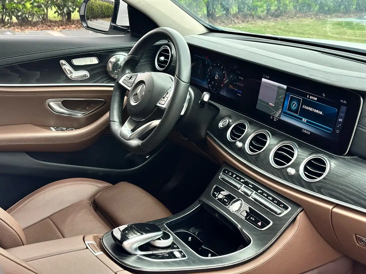 Mercedes-Benz E-Class 2018 Facelift E 200 L Sport фото 15
