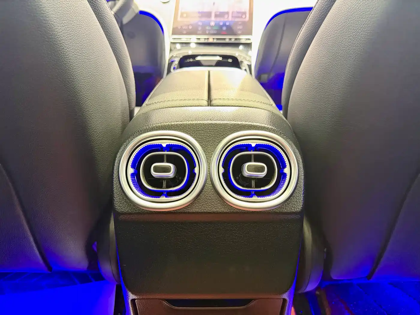 Mercedes-Benz C-Class 2023 C 260 L Sport фото 12