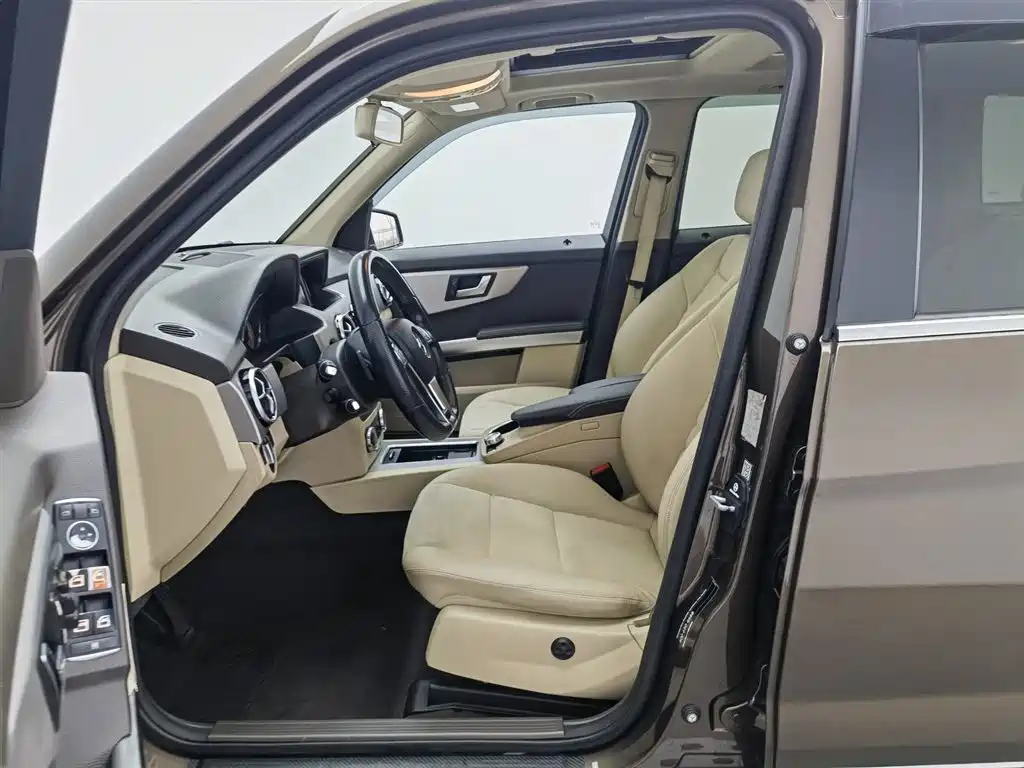 Mercedes-Benz GLK-Class 2015 GLK 260 4MATIC Dynamic Ultimate Edition фото 10